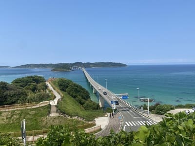 角島大橋と海