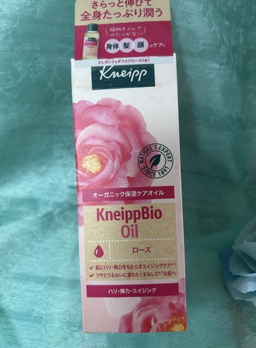 クナイプ ビオオイル ローズのパッケージ